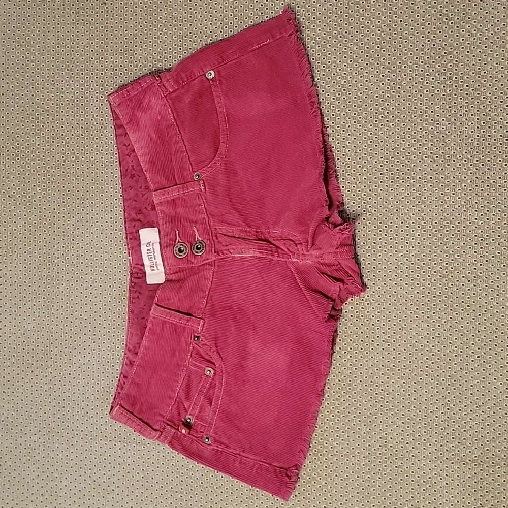EUC *VINTAGE/Y2K" Hollister Raspberry Corduroy Cut-off Short Shorts Size:7(jrs)